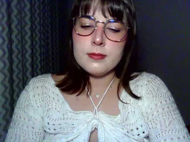 ClaraLove live cam on UnifiedCams