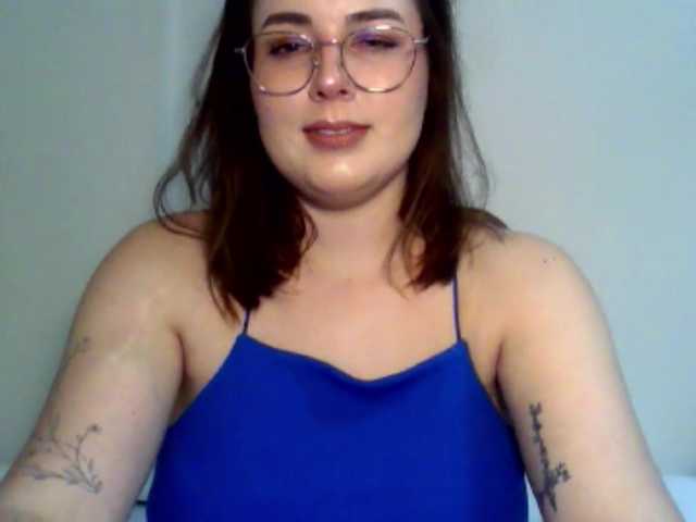 ClaraLove live cam preview