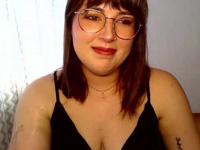 ClaraLove live cam on BongaCams