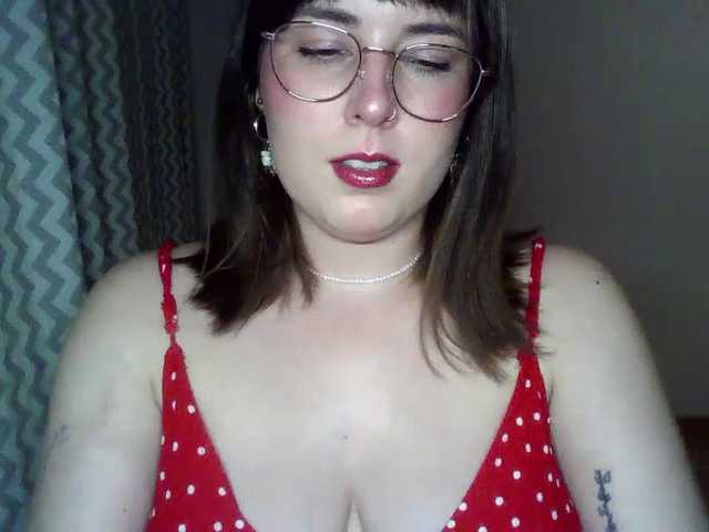ClaraLove live cam on BongaCams