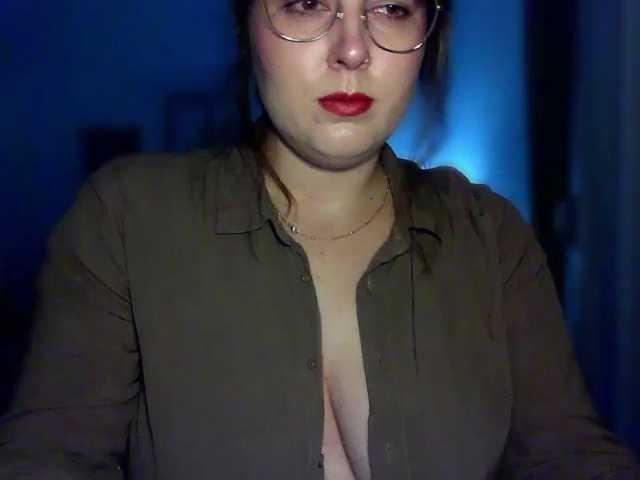 ClaraLove live cam on BongaCams
