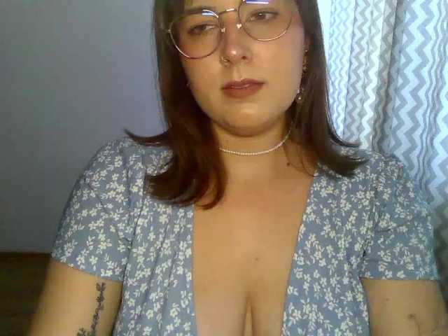 ClaraLove live cam on BongaCams