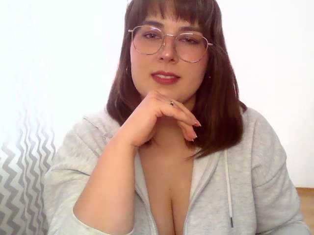 ClaraLove live cam on BongaCams
