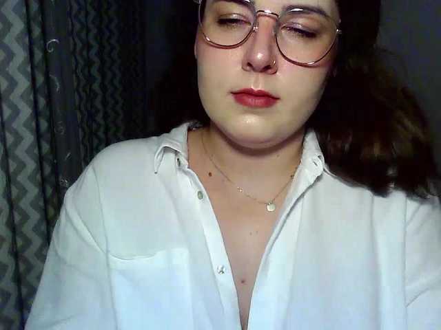 ClaraLove live cam on BongaCams