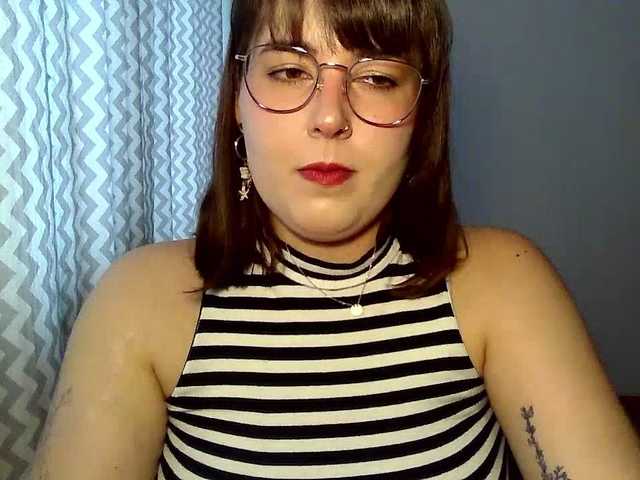 ClaraLove live cam on UnifiedCams