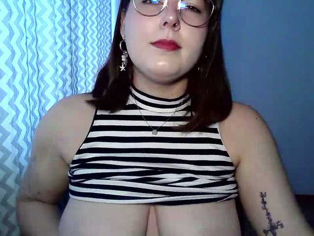 ClaraLove live cam on BongaCams