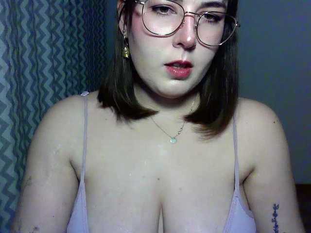 ClaraLove live cam on BongaCams
