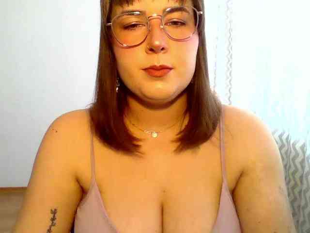ClaraLove webcam
