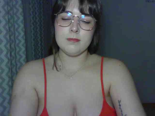 Model: ClaraLove