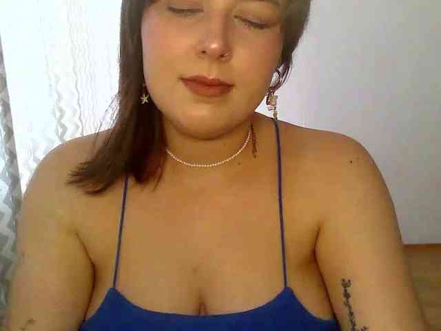 ClaraLove webcam