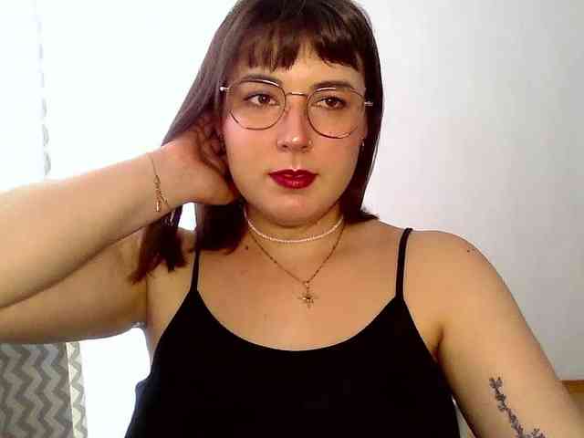 ClaraLove webcam