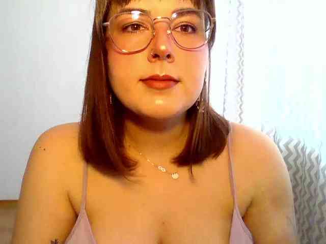 ClaraLove webcam