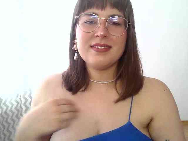 Model: ClaraLove