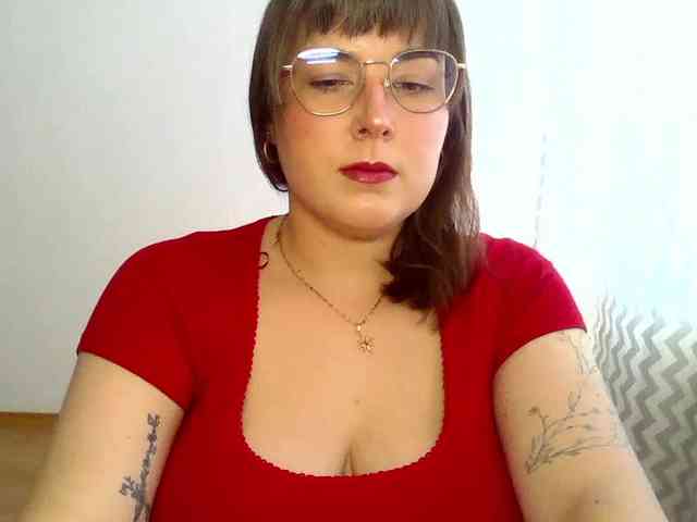 Model: ClaraLove