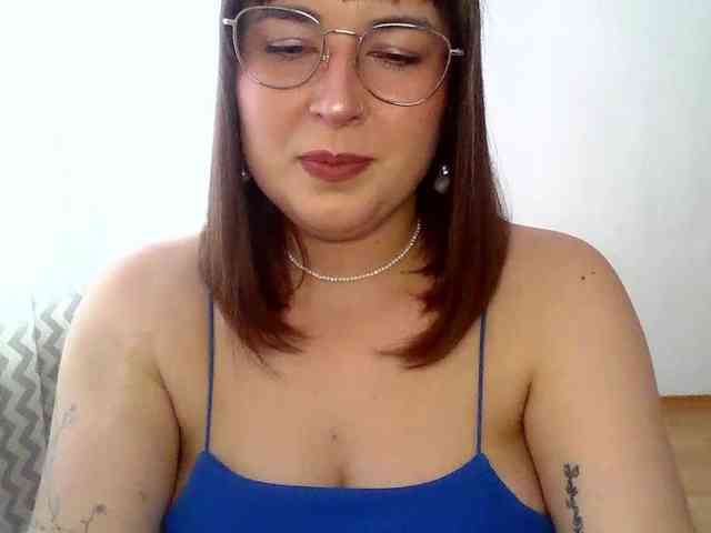 Model: ClaraLove