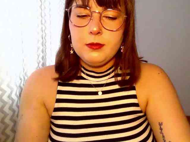 ClaraLove webcam