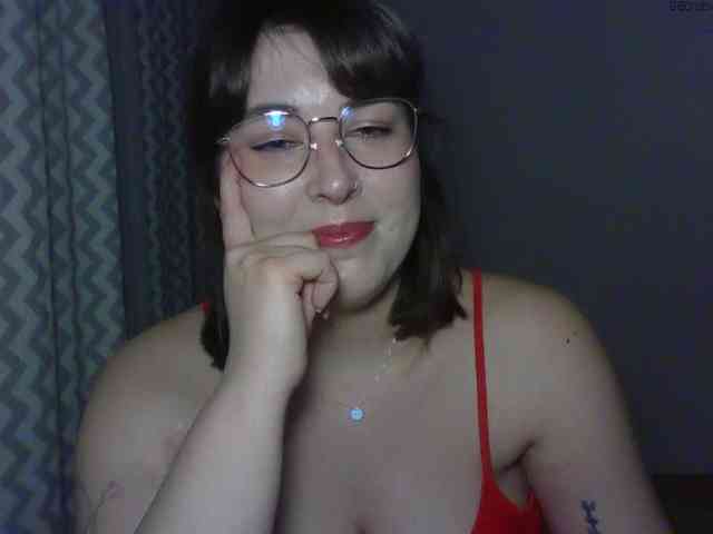 Model: ClaraLove