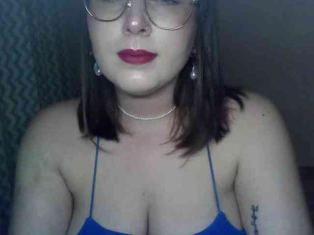 Model: ClaraLove
