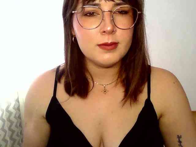 ClaraLove webcam