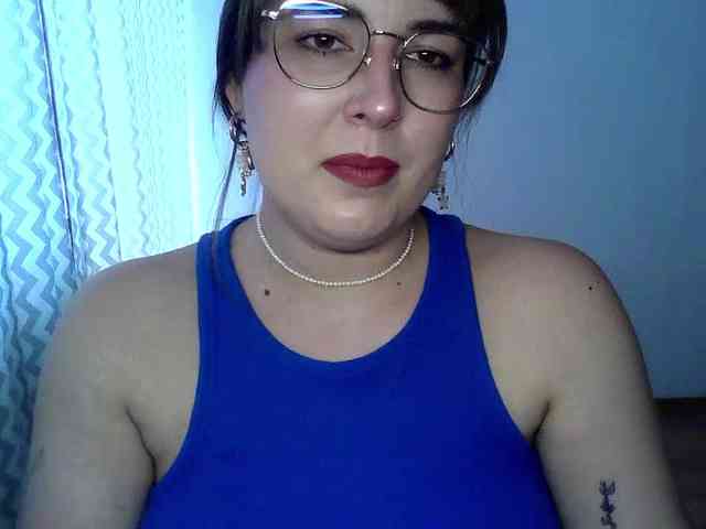 Model: ClaraLove