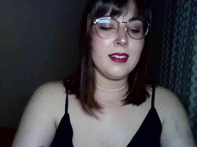 Model: ClaraLove