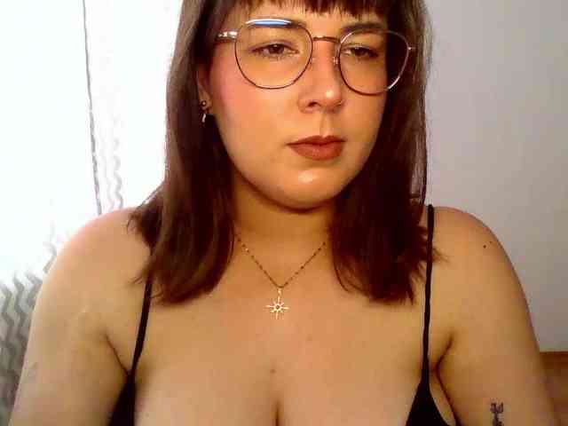 ClaraLove webcam