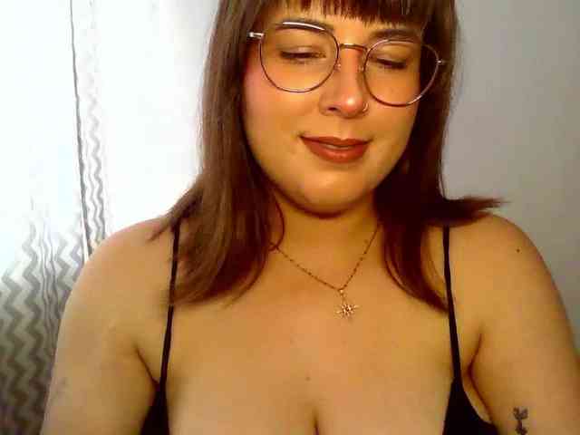 ClaraLove webcam
