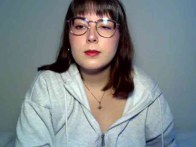 Model: ClaraLove