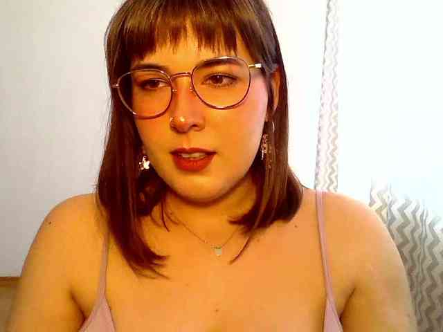 ClaraLove webcam