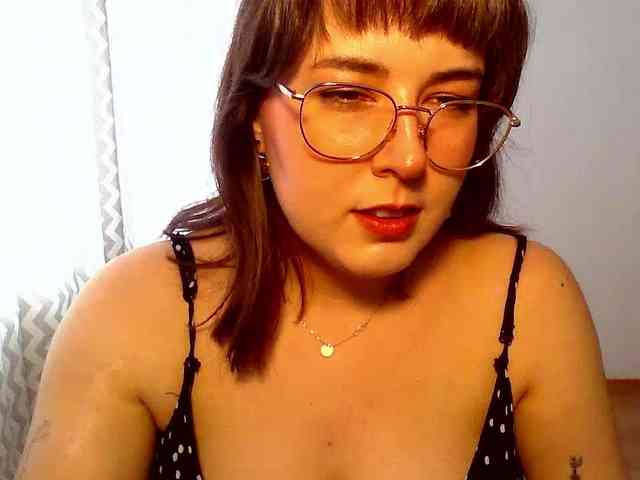 ClaraLove webcam