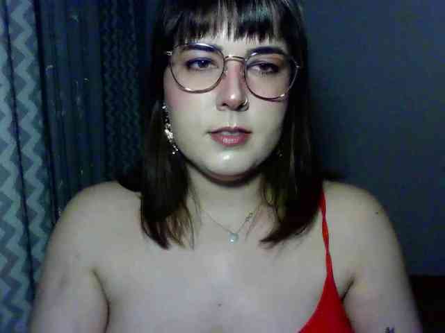 ClaraLove Sex Cam Show