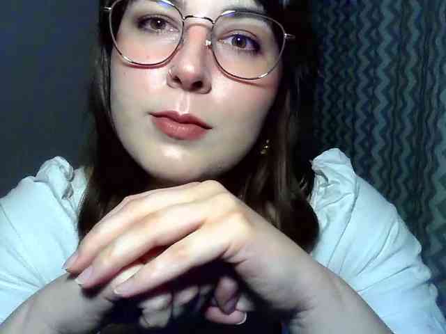 Model: ClaraLove