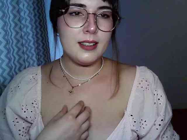 ClaraLove webcam