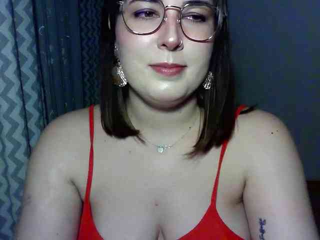 Model: ClaraLove