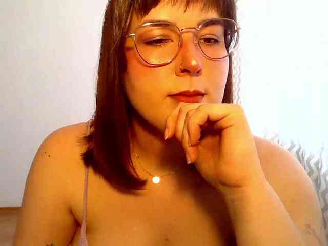 ClaraLove webcam