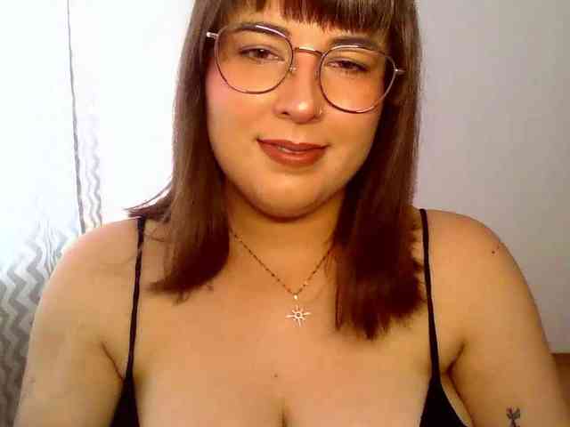 ClaraLove webcam