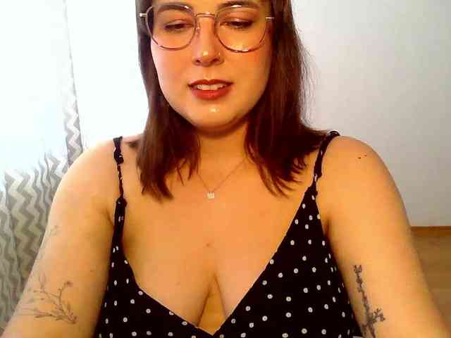 ClaraLove webcam
