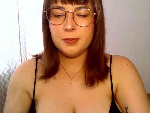 ClaraLove webcam