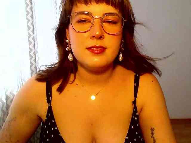 ClaraLove webcam