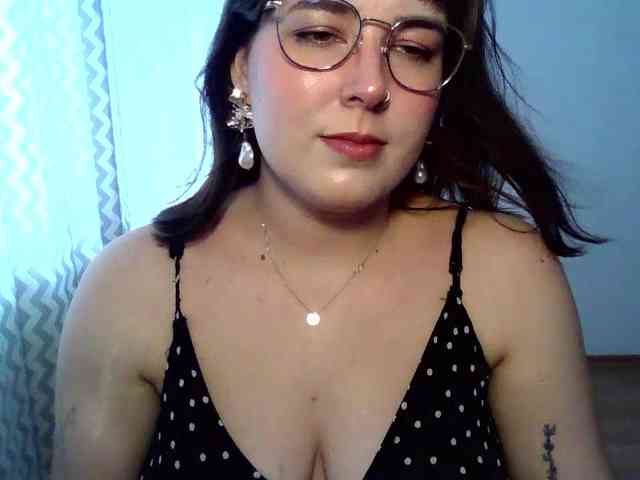 ClaraLove webcam
