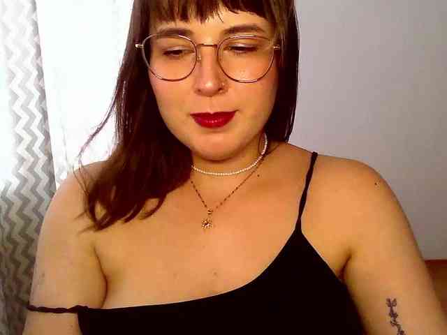 ClaraLove webcam