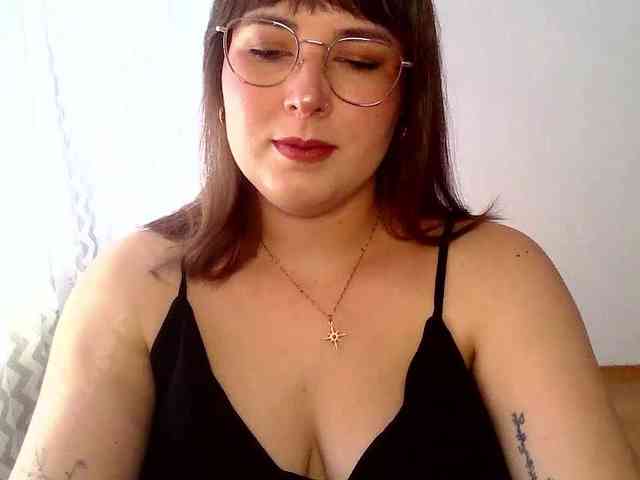 ClaraLove webcam