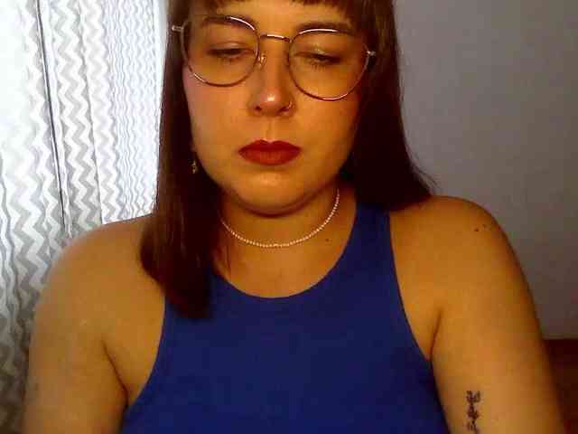 Model: ClaraLove