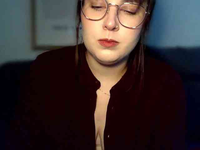 Model: ClaraLove