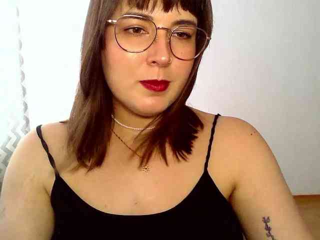 ClaraLove webcam