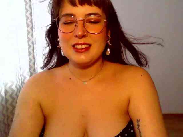 ClaraLove webcam