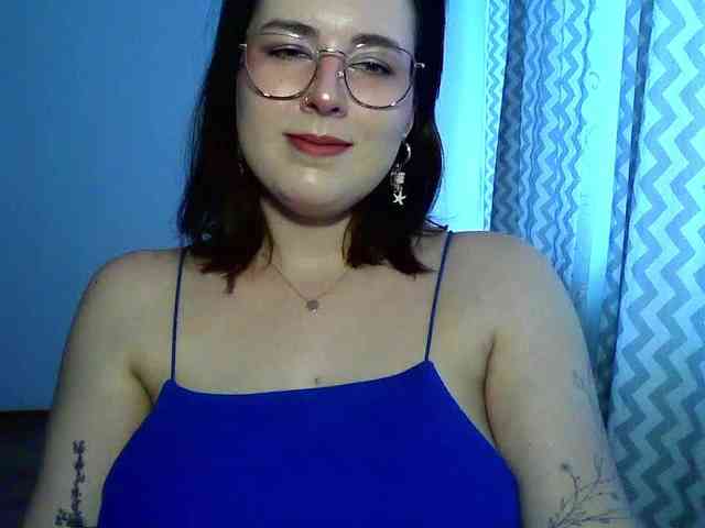 Model: ClaraLove