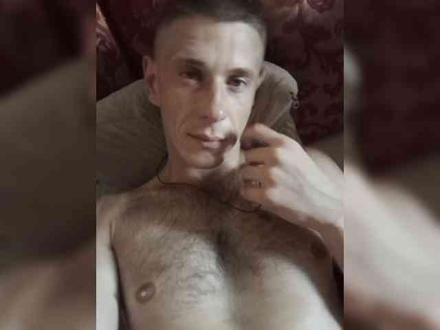 Pupsik_1's cam show statistics and live stream