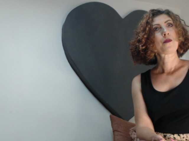 teasexpert4444 live cam on BongaCams