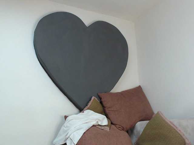 teasexpert4444 live cam on BongaCams